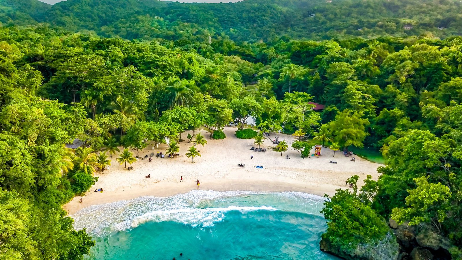 Dive Into Adventure: The Ultimate Guide to Water Sports in Jamaica
